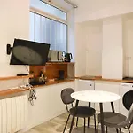 Studio Cocoon Near Eiffel Tower